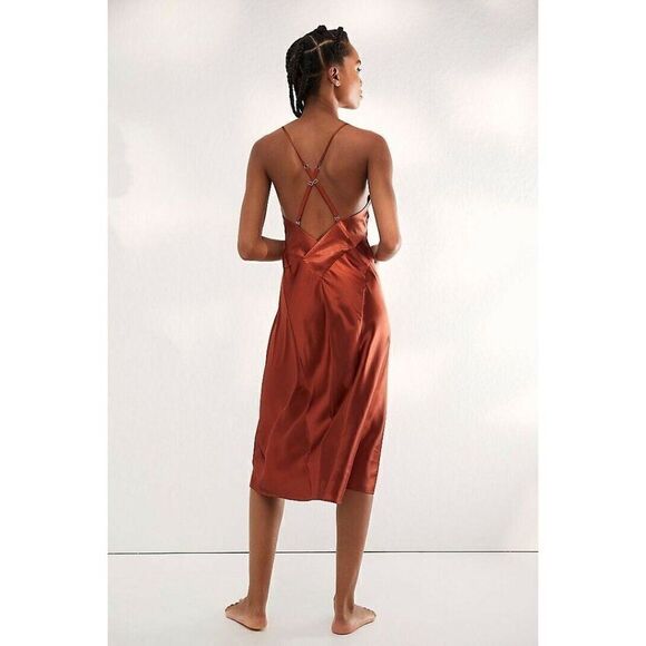NEW
FREE PEOPLE X HAH HOT AS HELL Sz S GIVE A SLIP MIDI SLIP DRESS IN BRONZE - Picture 2 of 3